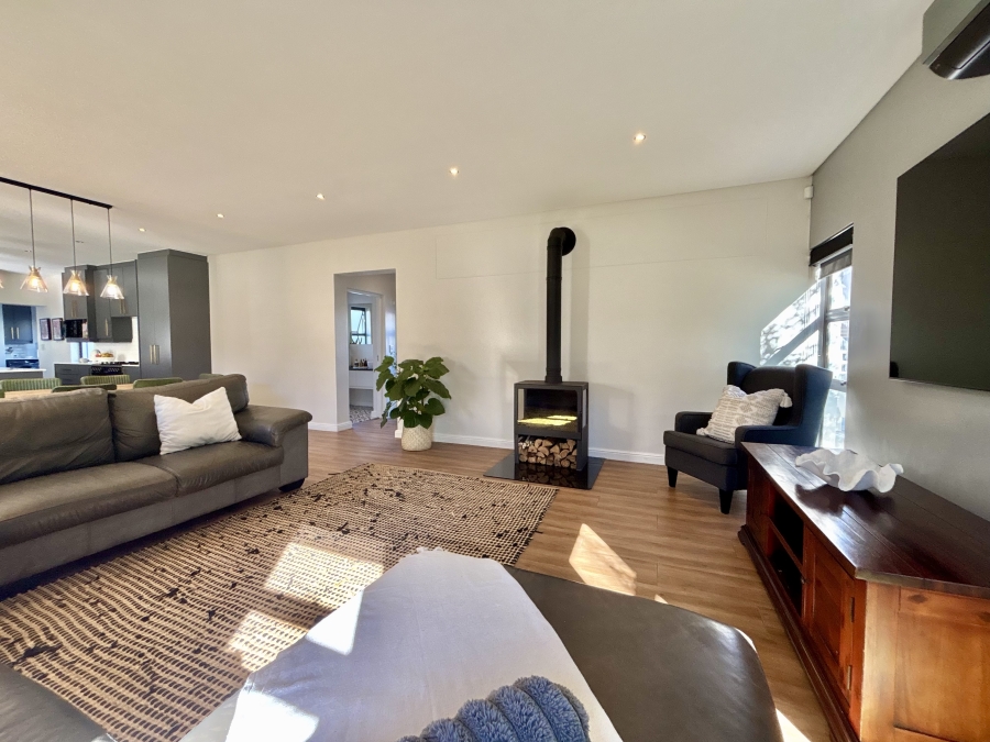 4 Bedroom Property for Sale in Sandown Western Cape